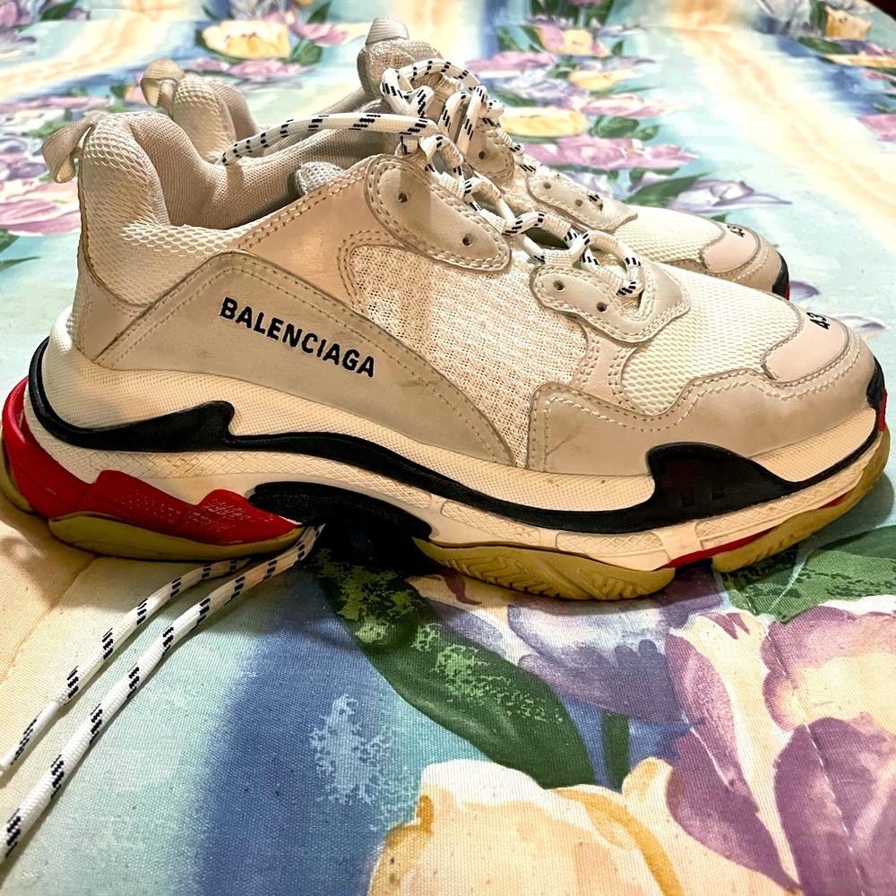 Balenciaga Triple S